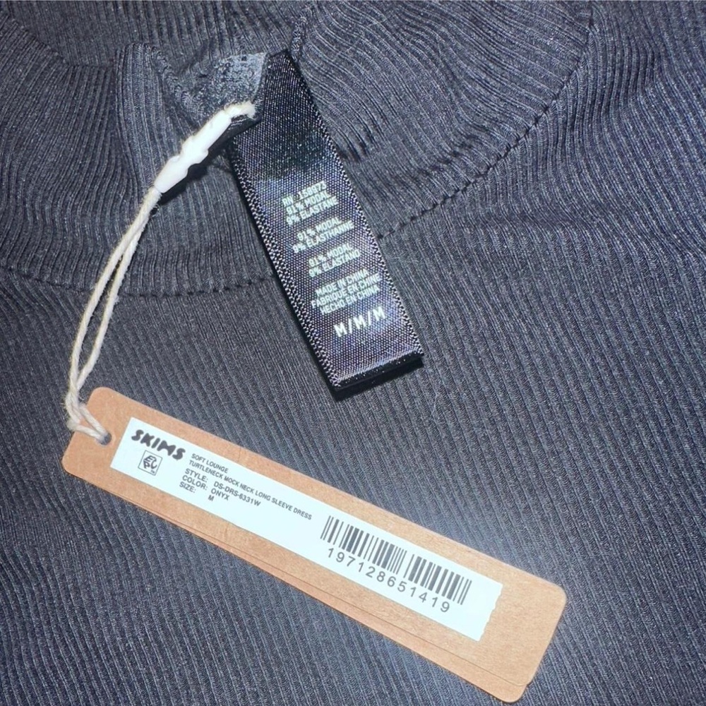 SKIMS Soft Lounge Turtleneck Long Sleeve Dress – NWT - Picture 4 of 5